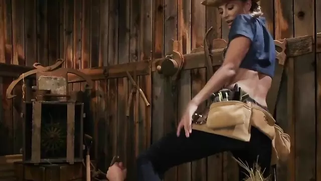 Femdom from a hottie for a country man
